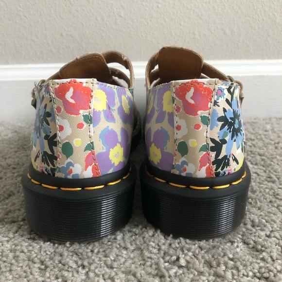 Floral Mash-Up Dr. Martens Mary Janes Docs size 8 leather Parchment Beige - Picture 4 of 6